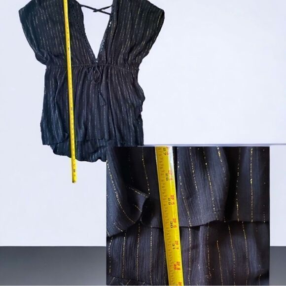 Xhilaration l Black w/ Gold accented thread l Top, Tunic l Criss-Cross back l XL - Picture 4 of 9